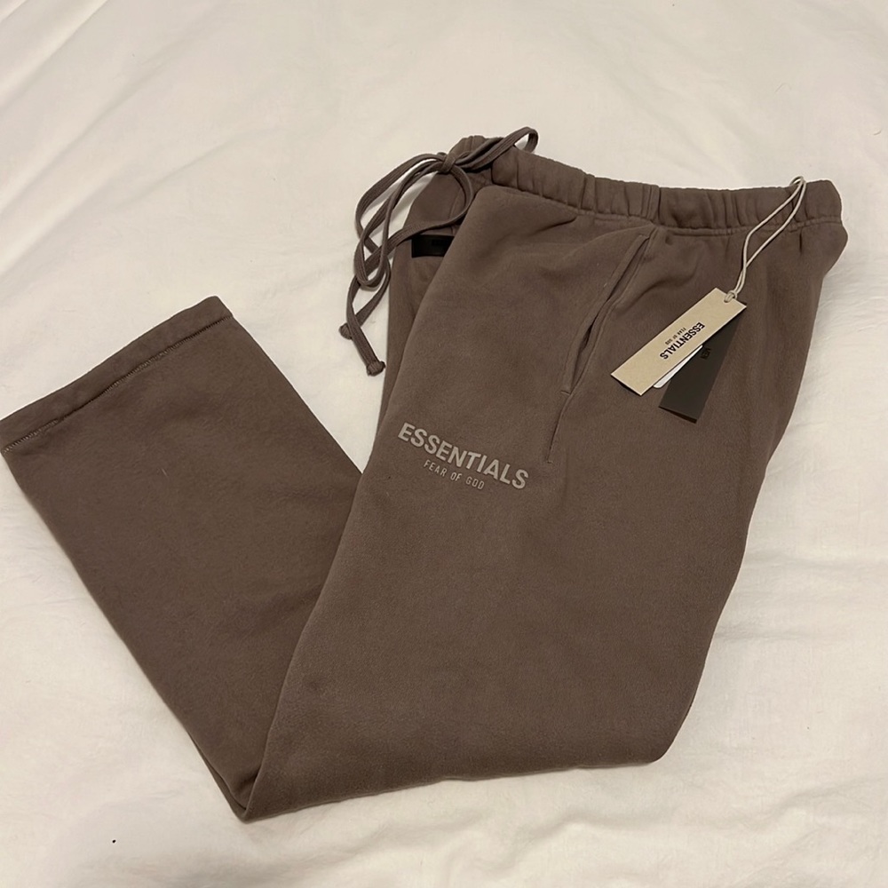 Essentials desert taupe sweatpant